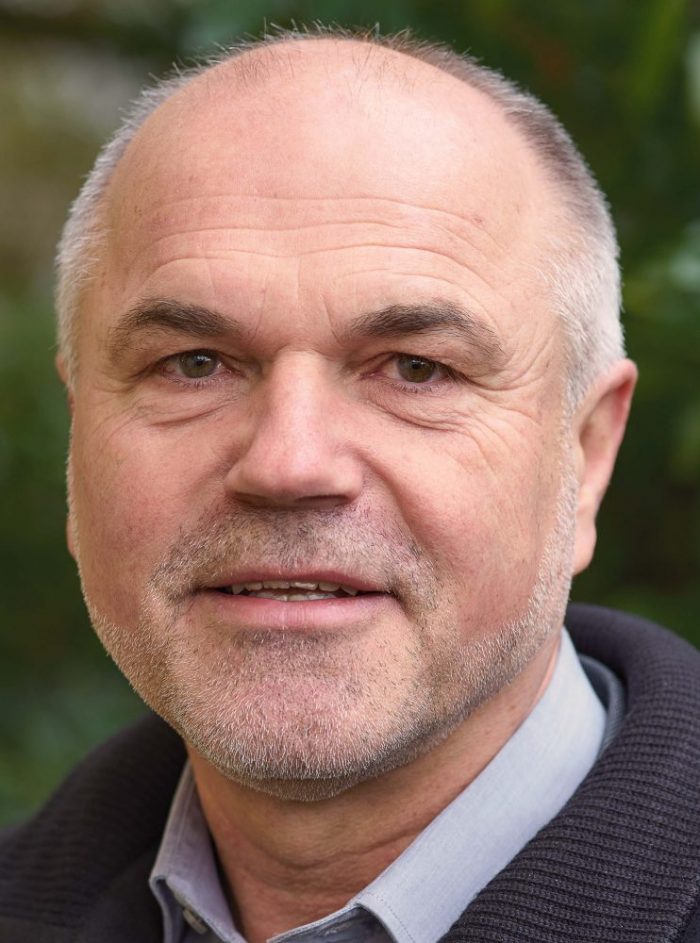 Prof. Dr. Walter Arnold