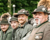 Jaeger bei Hirschrufen-EM-Polen - Jagdfakten informiert