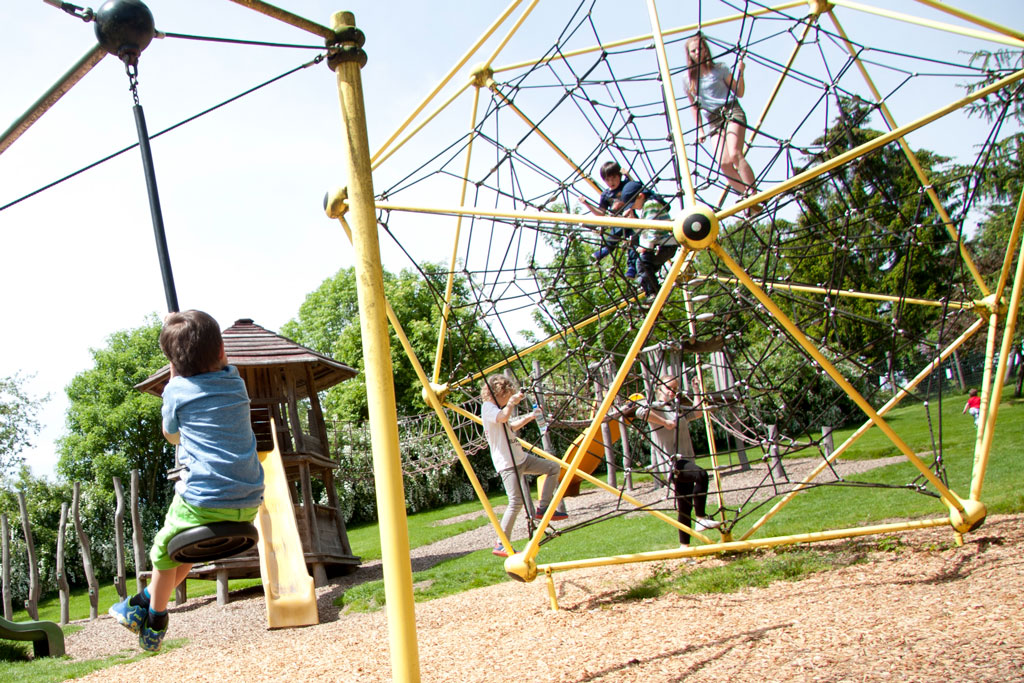 Spielplatz im Tierpark Altenfelden - Jagdfakten.at informiert